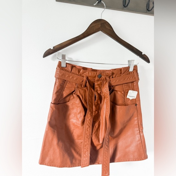 NWT Free People Brown Faux Leather Belted Mini Skirt - Picture 2 of 10